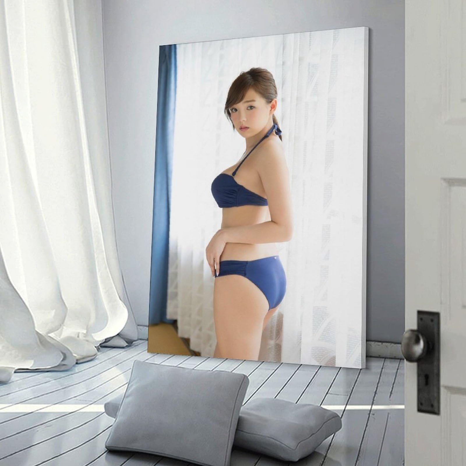 Amazon.co.jp: 篠崎愛 グラビアアイドル 写真 ポスター (30) ポスター
